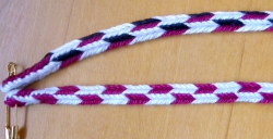 9-loop triangle braid
